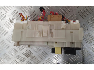Блок предохранителей  243802061R   Renault Megane E-Tech    