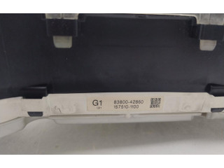 Přístrojová deska  Toyota RAV 4 (XA20) 2001 8380042860  