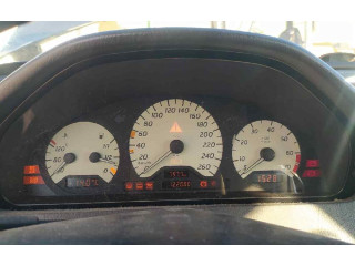Панель приборов A2025404248   Mercedes-Benz C W202       