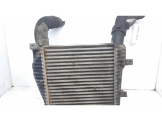 Интеркулер  7L6145803E   Volkswagen Touareg I 4.9