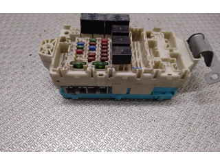 Блок предохранителей 1MR587655   Mitsubishi Grandis    