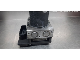 Jednotka ABS    BMW 5 E60 E61 2006