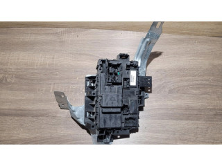   Pojistková skříňka FR3T15604   Ford Explorer 2016