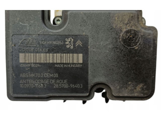 Jednotka ABS 9675099880, 01574   Peugeot 207 2011