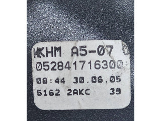   Pojistková skříňka 25050501259   Skoda Octavia Mk3 (5E) 2014