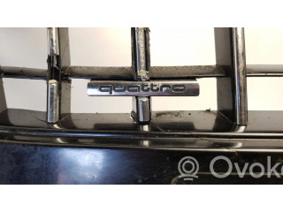 Верхняя решётка Audi Q7 4L 2005-2015 года 4L0853651G      