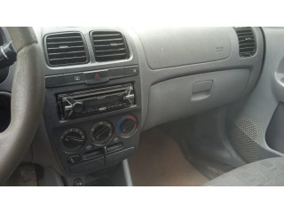 Přední světlo  921012553118   Hyundai Accent 2003