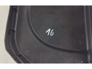   Pojistková skříňka 9658418180   Peugeot 3008  2012