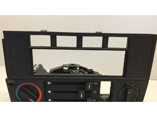 Блок управления климат-контролем 13756500, 13756532   BMW 3 E30