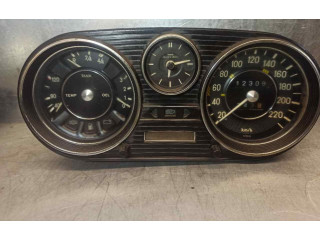 Přístrojová deska  Mercedes-Benz E AMG W210 1974 W08625, VDO  
