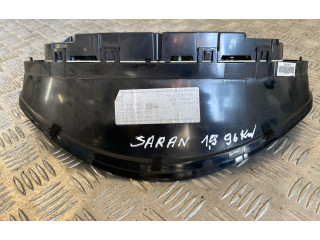 Přístrojová deska  Volkswagen Sharan 2004 7M3920800J, 0506030334  