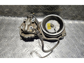 Vstřikovací lišta 0438121070, 026133353D   Audi 80 90 B3     