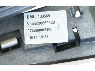 Řídící jednotka 30669623, E11015469   Volvo XC90 2008