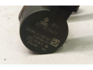 Vstřikovací lišta 03L089N, 057130764AB   Volkswagen PASSAT B7    CFFB 