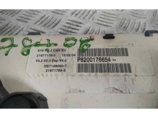 Přístrojová deska  Nissan Kubistar 2004 P8200176654  