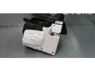 Дисплей    5A441B4, 5A589A6   BMW i4