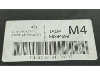 Řídící jednotka M4K2058141130237, 96394699   Chevrolet Lacetti 2005