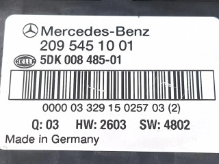 Блок предохранителей A2095451001, 2095451001   Mercedes-Benz C W203    