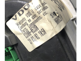 Přístrojová deska  Toyota Avensis T220 2002   