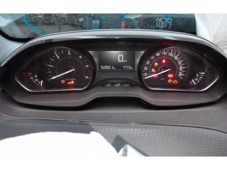 Přístrojová deska  Peugeot 2008 II 2018 9825986680  