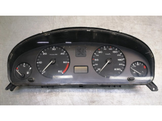 Přístrojová deska  Peugeot 607 2006 81115607  