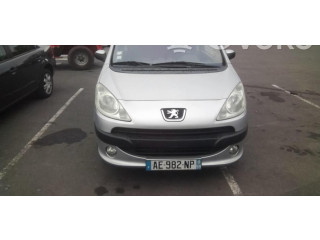 Zpětné zrcátko  Peugeot 1007 2006  8153WN  