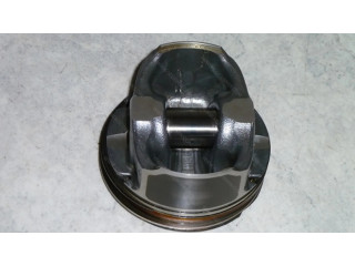 Píst 11257610295   BMW 1 E82 E88    N54T 