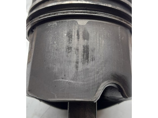  Поршень  7701473483, 7701478827  Renault Espace -  Grand espace IV  