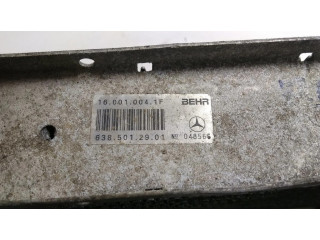 Интеркулер  6385012901   Mercedes-Benz Vito Viano W638 2.2