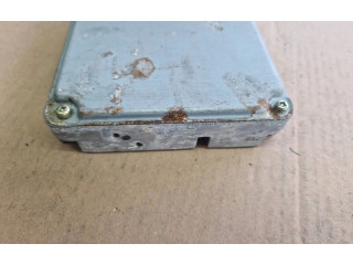 Řídící jednotka 8966105460, 1752005531   Toyota Avensis T220 2001