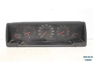 Спидометр (приборный щиток)    1363765, 1363077   Volvo 740
