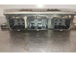 Блок управления двигателем ECU    8200334419   Renault Megane II