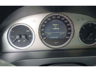 Přístrojová deska  Mercedes-Benz C W204 2009 A2044400311, A2049005707  
