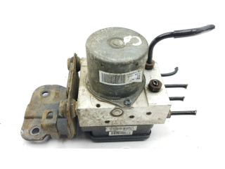 Jednotka ABS 6158945200   Hyundai i30 2013