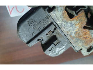 Замок багажника 606827505B    Volkswagen Polo IV 9N3 2005 - 2009 года
