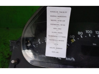 Přístrojová deska  Mercedes-Benz A W168 2002   