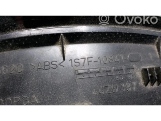 Панель приборов 1S7F108411, 44ZU187   Ford Mondeo Mk III       