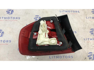 Задний фонарь правый сзади 6937457    BMW M3   