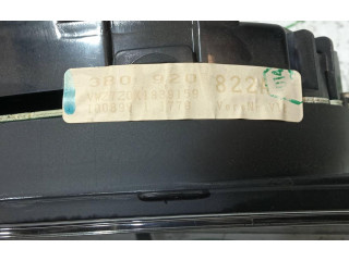 Přístrojová deska  Volkswagen PASSAT 2000 3B0920822A  
