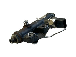 Топливная рампа 4R8Q9C066AA, 5WS40128   Jaguar S-Type 2.7 