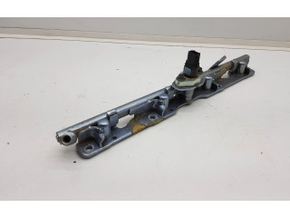 Vstřikovací lišta 8945833030, 20J132B   Toyota RAV 4 (XA50)     