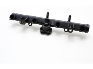 Топливная рампа 030133319AA 0280151071   Seat Ibiza III (6L)  