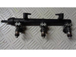 Топливная рампа 04C133313, 04C133317E   Volkswagen Up 1.0 