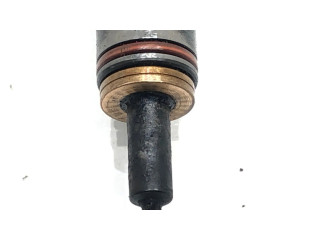 Vstřikovač 038130073B   Audi A6 Allroad C5  pro naftový motor 1.9  