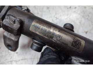 Vstřikovací lišta A6420703395   Mercedes-Benz GL X166    OM642.826 