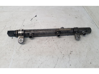 Vstřikovací lišta A2710705495   Mercedes-Benz C W204     