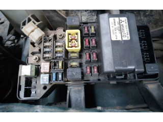 Pojistková skříňka Řídící jednotka BSM MR583210   Mitsubishi Montero 2002