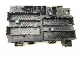 Блок предохранителей  68194607AE, 68194607AE   Jeep Grand Cherokee    