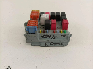 Блок предохранителей  51738102   Fiat Croma    