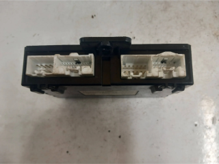 Блок управления двигателя CC3367560C   Mazda 5